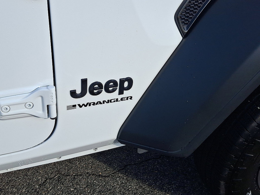 Certified 2025 Jeep Wrangler Sport AWD/4WD image 25