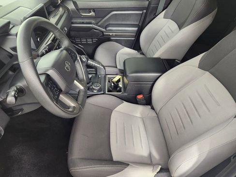 Used 2025 Toyota Tacoma TRD Sport AWD/4WD image 10