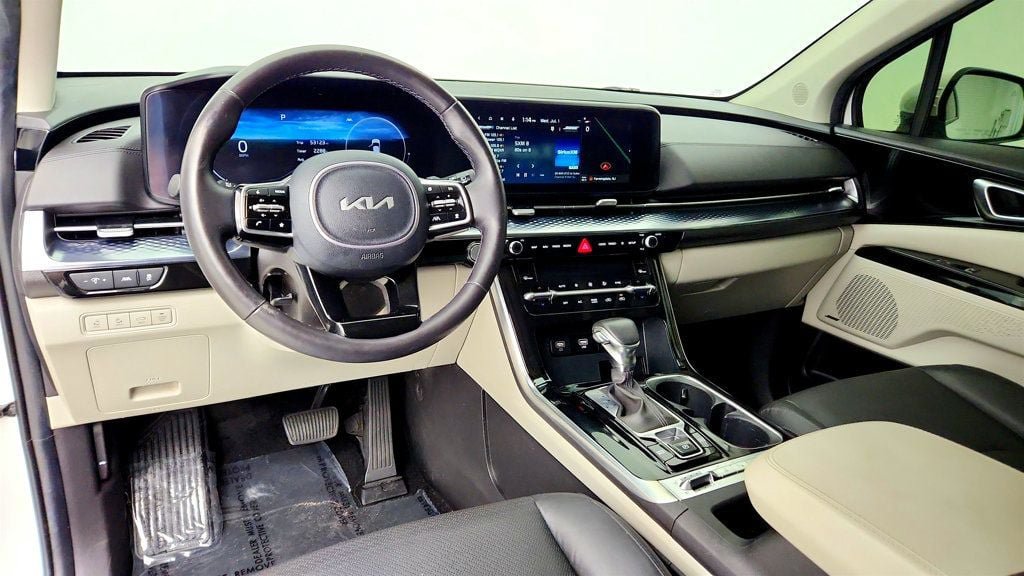 Used 2024 Kia Carnival SX Prestige FWD image 13