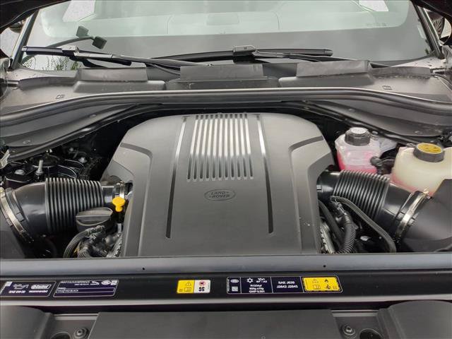 New 2026 Land Rover Range Rover Sport Dynamic SE AWD/4WD image 17