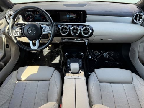 Used 2022 Mercedes-Benz CLA 250 image 46