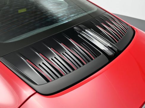 Certified 2026 Porsche 911 Carrera 4 GTS AWD/4WD image 36