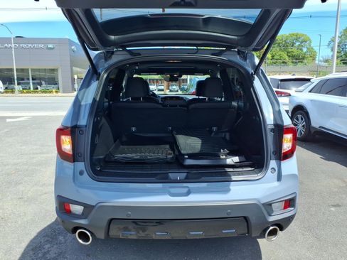 Used 2024 Honda Passport Black Edition image 13