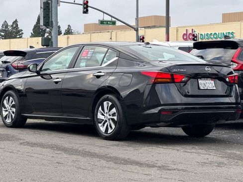 Used 2025 Nissan Altima 2.5 S image 6