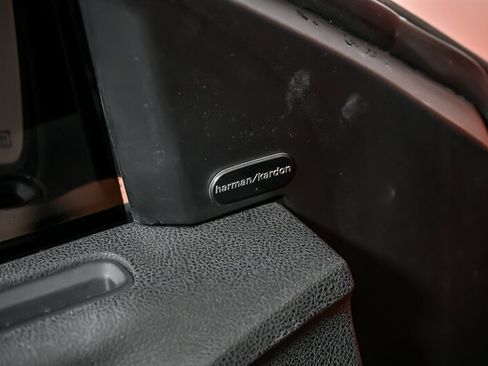 Used 2016 Dodge Charger SRT Hellcat w/ Harman/Kardon Audio Group image 17