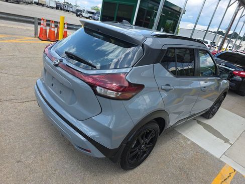 Used 2024 Nissan Kicks SR w/ SR Premium Package FWD image 2