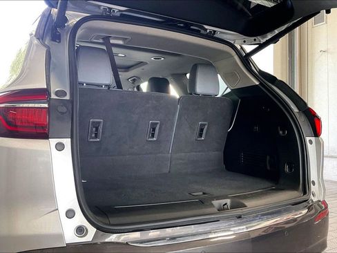 Used 2021 Buick Enclave Premium w/ Sun and Sites Package FWD image 20