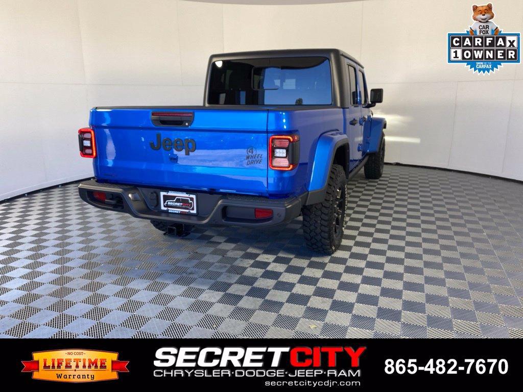 Used 2025 Jeep Gladiator Sport AWD/4WD image 7