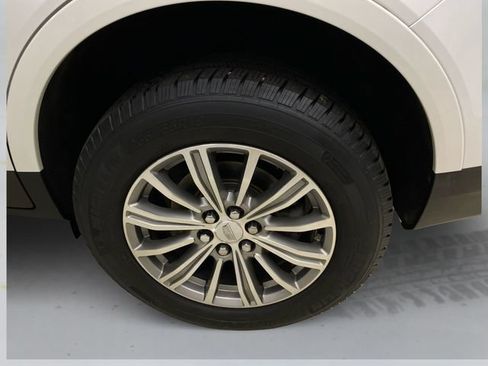 Used 2019 Cadillac XT5 Luxury AWD/4WD image 19