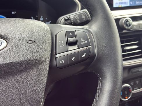 Used 2022 Ford Escape SE w/ SE Sport Appearance Package FWD image 34