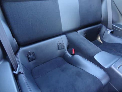 Used 2025 Toyota GR86 Premium w/ ALL Weather Mat Package (TMS) RWD image 11