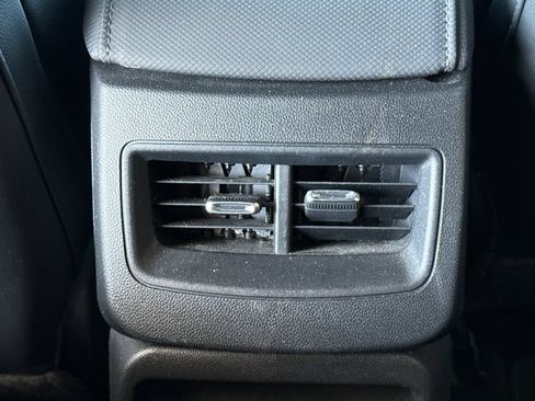 Used 2024 Chevrolet Equinox EV RS FWD image 20