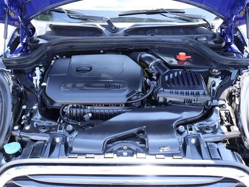 Used 2020 MINI Cooper 4-Door Hardtop FWD image 9