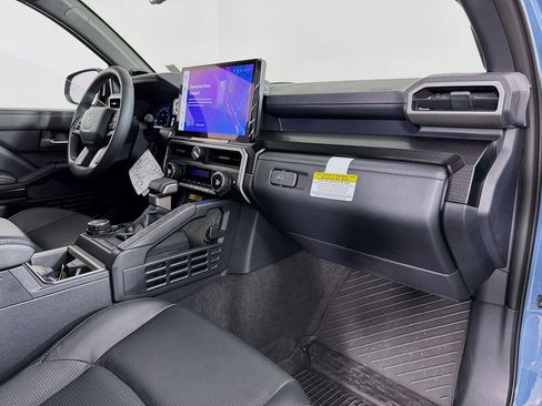 New 2026 Toyota 4Runner Limited AWD/4WD image 31