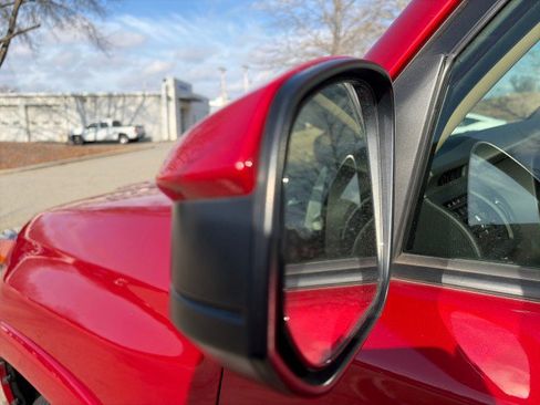 Used 2022 Toyota 4Runner SR5 image 9