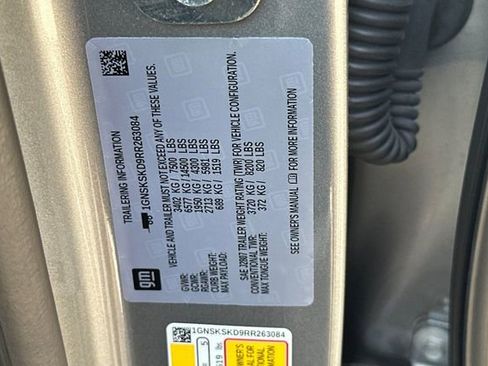 Used 2024 Chevrolet Tahoe Premier w/ Premium Package image 26