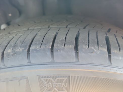 Used 2021 Lexus ES 300h w/ Premium Package image 29