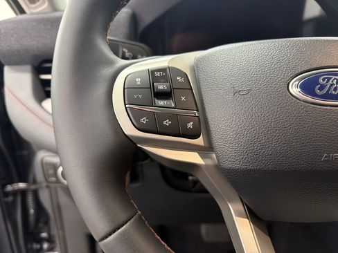 New 2026 Ford Explorer Active w/ Active Comfort Package RWD image 20