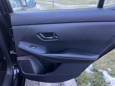 Used 2025 Nissan Sentra SV FWD image 20