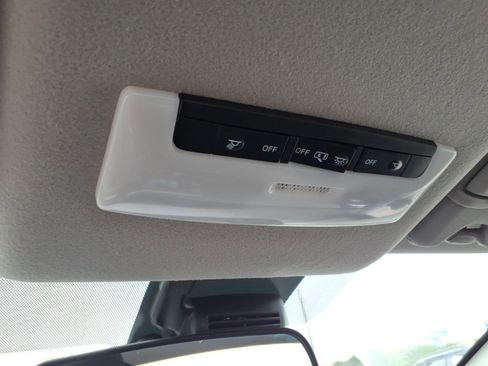 Certified 2025 Nissan Versa S w/ Trunk Package FWD image 24