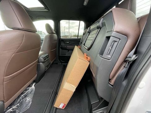 Used 2025 Honda Ridgeline RTL image 14