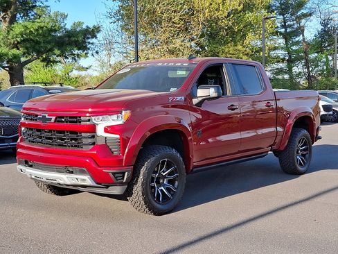 Used 2022 Chevrolet Silverado 1500 RST image 1
