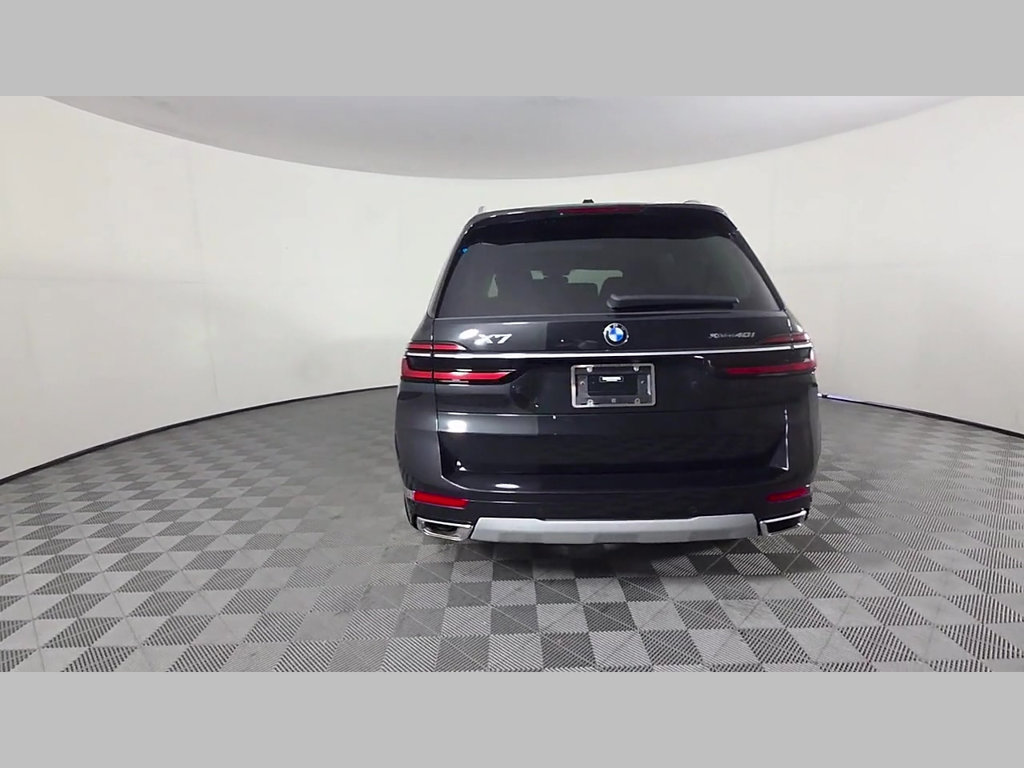 Used 2024 BMW X7 xDrive40i AWD/4WD image 44