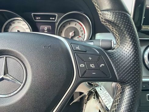 Used 2015 Mercedes-Benz GLA 250 image 25