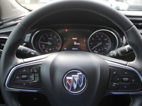 Used 2022 Buick Encore GX Select image 28