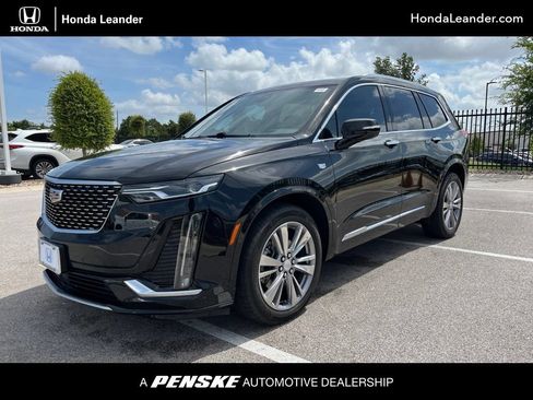 Used 2023 Cadillac XT6 Premium Luxury w/ Technology Package FWD image 1