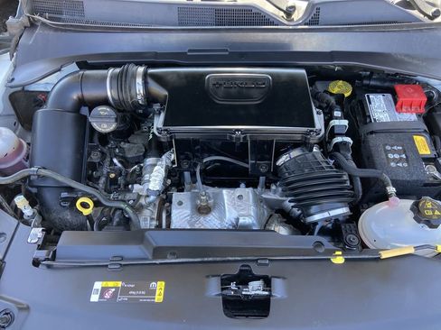 Used 2025 Jeep Compass Limited image 33