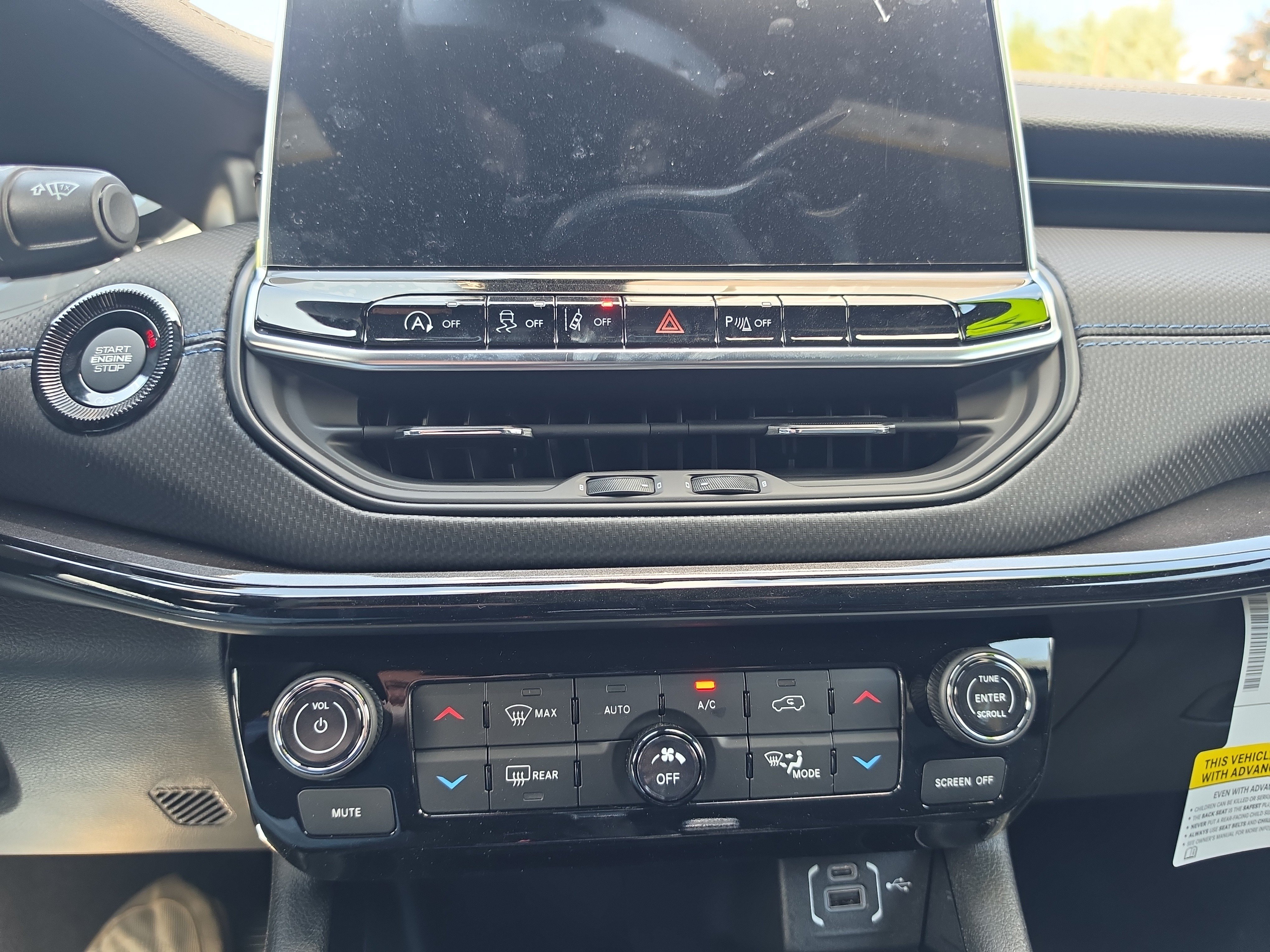 New 2026 Jeep Compass Limited AWD/4WD image 27