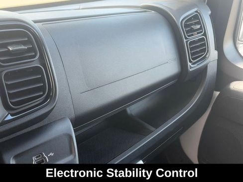 New 2026 RAM ProMaster 2500 w/ Premium Convenience Group image 21