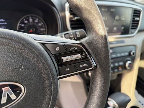 Used 2022 Kia Sportage LX w/ LX FWD Value Edition Package image 19