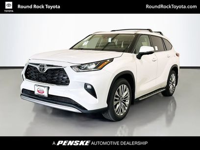 Used 2025 Toyota Highlander Platinum