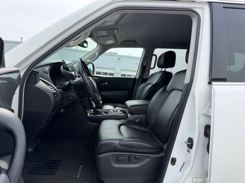 Used 2021 Nissan Armada SV w/ SV Appearance Package AWD/4WD image 13