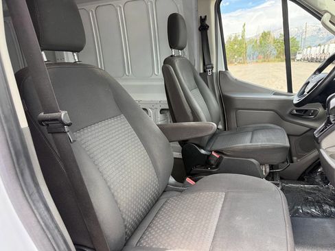 Used 2020 Ford Transit 250 Medium Roof AWD image 18