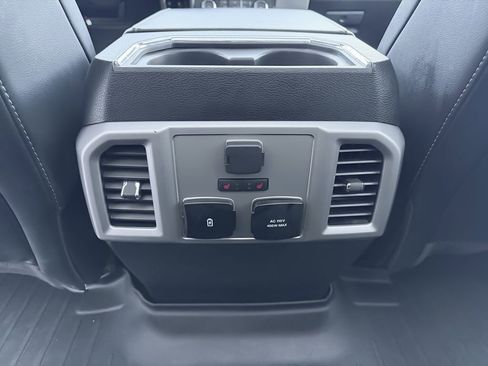 Used 2020 Ford F250 Lariat w/ Lariat Ultimate Package image 23