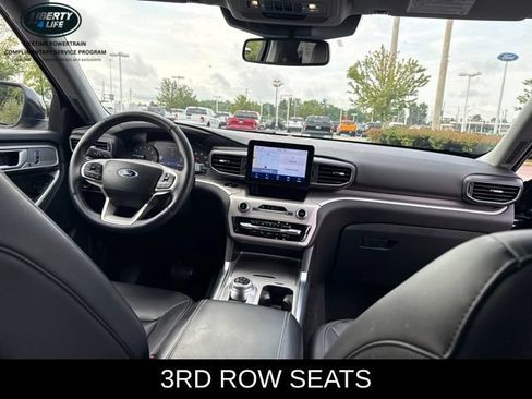 Used 2023 Ford Explorer XLT w/ Equipment Group 202A AWD/4WD image 12