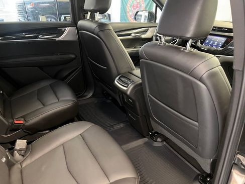 Used 2023 Cadillac XT6 Premium Luxury w/ Technology Package image 43