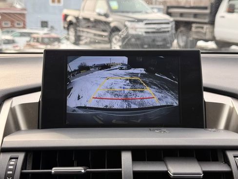 Used 2017 Lexus NX 200t 200t image 33