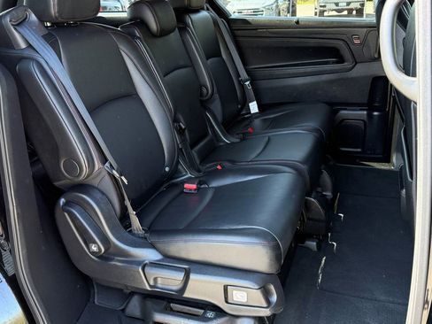 Used 2025 Honda Odyssey Sport-L image 12