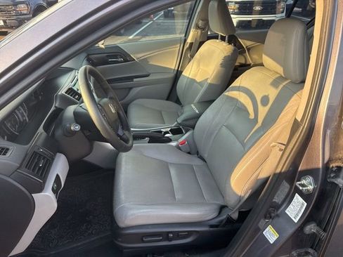 Used 2015 Honda Accord EX-L image 11