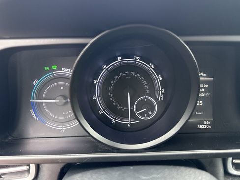 Used 2022 Hyundai Elantra Blue FWD image 34