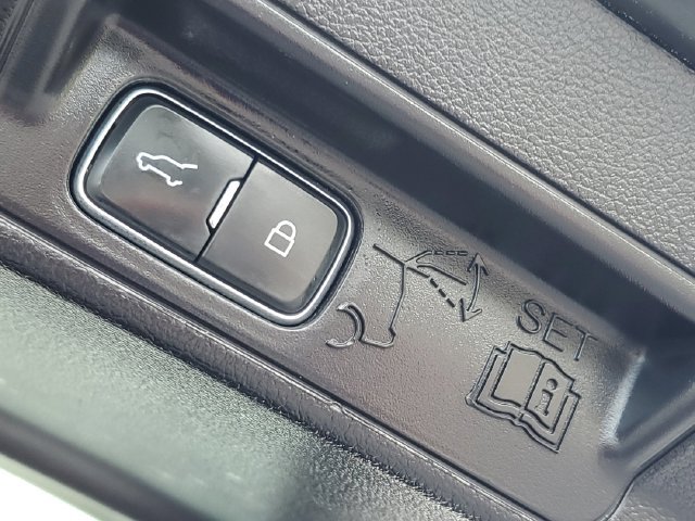 Used 2022 Ford Explorer ST w/ Equipment Group 401A AWD/4WD image 42