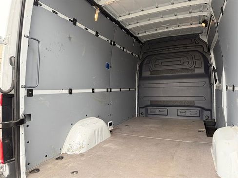 Used 2025 Mercedes-Benz Sprinter 2500 image 26