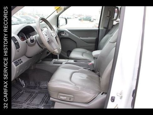 Used 2019 Nissan Frontier SL AWD/4WD image 13