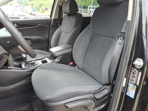 Used 2018 Kia Sorento AWD image 10