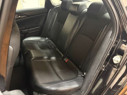 Used 2021 Honda Civic Sport image 30