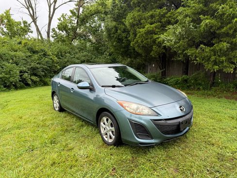 Used 2010 MAZDA MAZDA3 i Touring FWD image 10